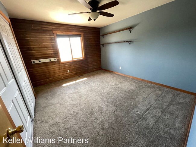 Building Photo - 5 br, 4 bath House - 6950 Hodgen Rd
