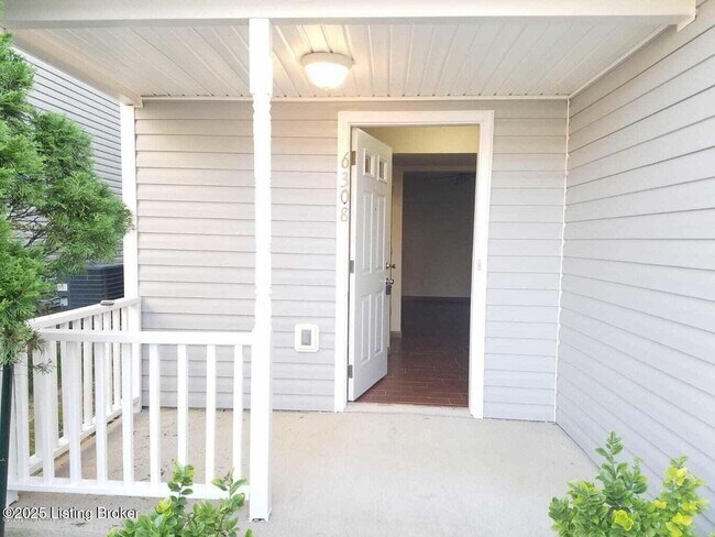 Foto del edificio - 6308 Cottage Field Cir