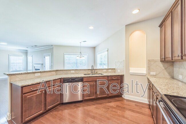 Foto del edificio - 1020 Ridgehaven Rd