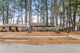 Building Photo - 4534 Sandy Park Dr