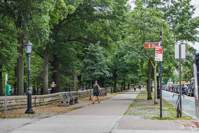 A Prospect Park visitors enjoying a run on a nice day in Park Slope.