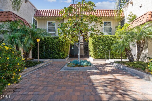 Foto principal - 8025 Redlands St