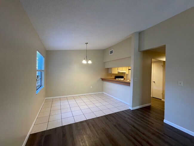 Building Photo - 2 br, 2 bath House - 1908 Crystal Grove Dr