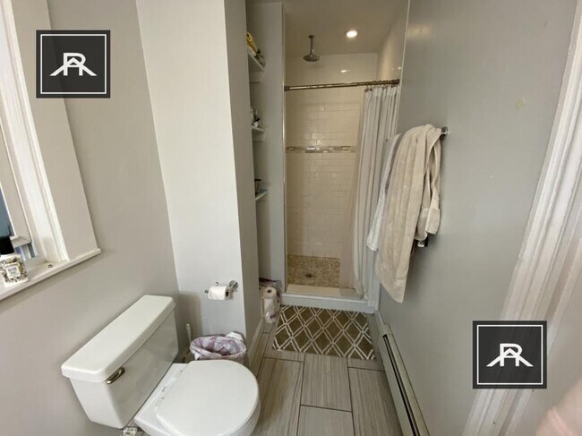 Building Photo - 3 bedroom in Boston MA 02120