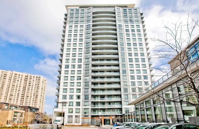 Building Photo - 195 Bonis Av