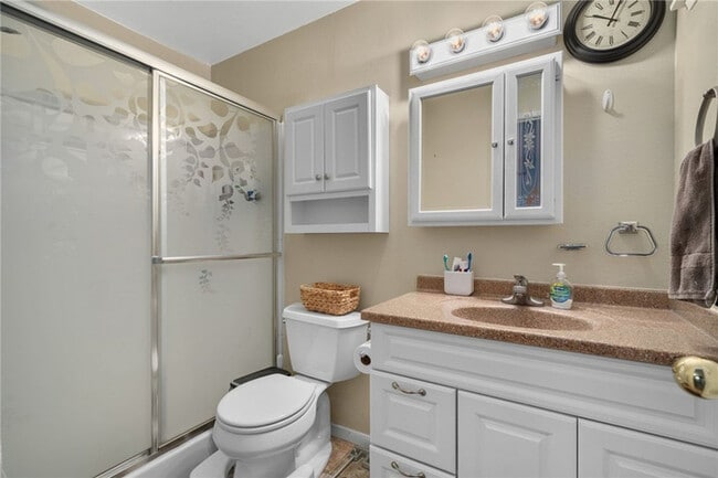 Foto del edificio - Single-Story 3BR Home with Bonus Room, RV Parking & Solar in Rancho Cucamonga