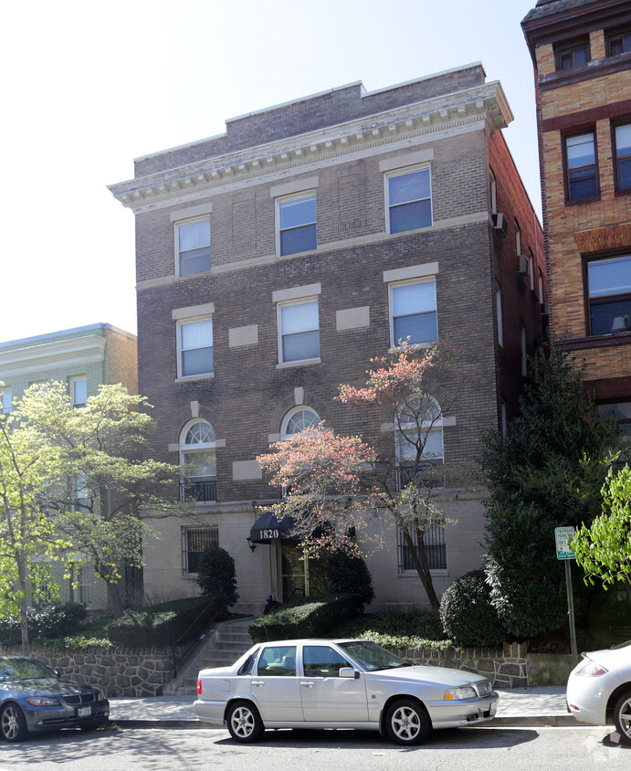 Building Photo - 1820 California St NW