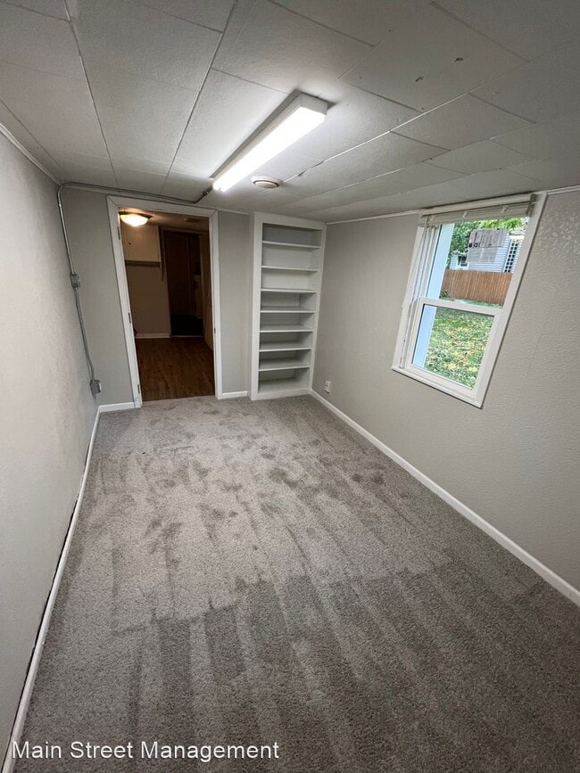 Building Photo - 2 br, 1 bath House - 1014 Birch Ln