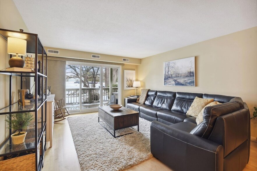 Foto principal - 5424 France Ave S