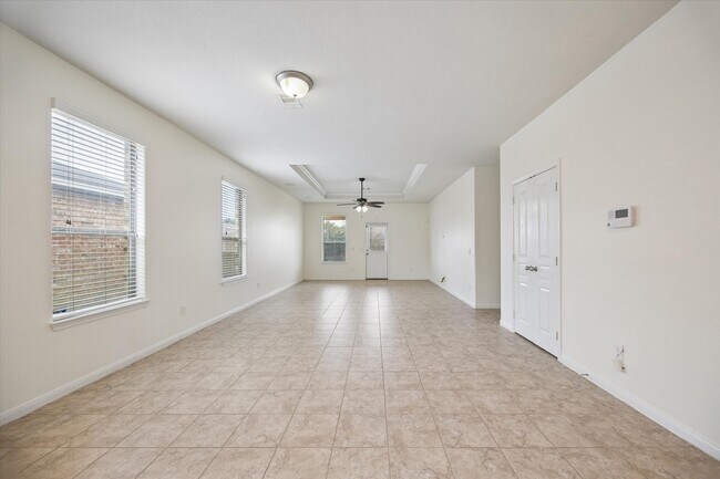 Foto del edificio - 5810 Banyan Oak Ct