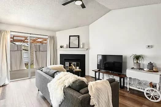 Photo - 1809 Rice St House