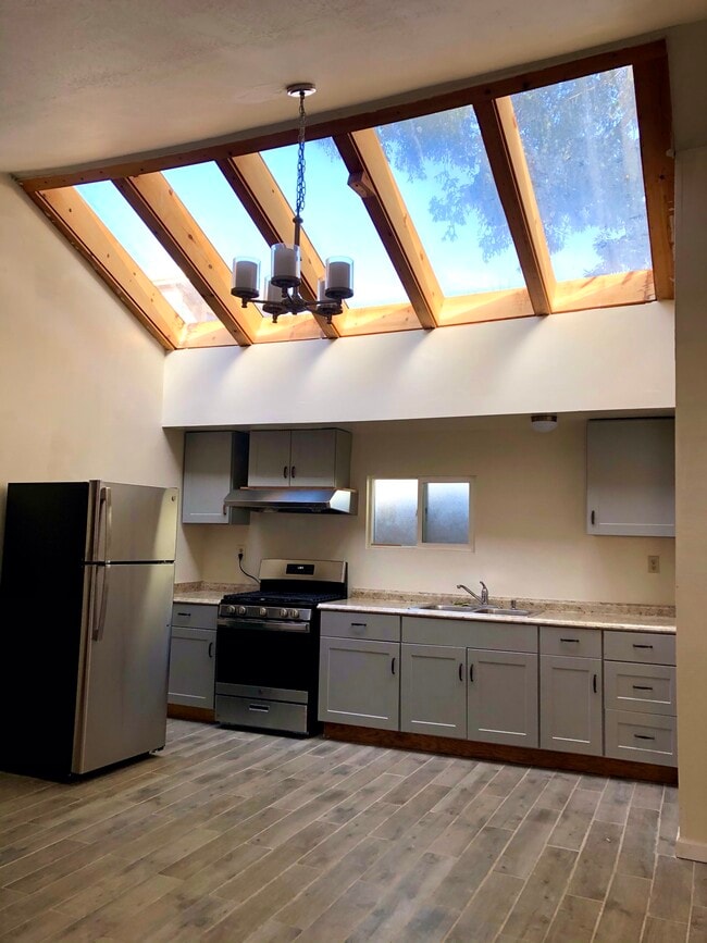 Skylight and kitchen - 562 Van Buren St
