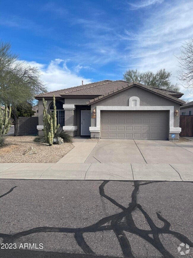 Building Photo - 4722 E Chisum Trail