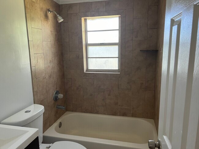 Building Photo - 5328 Dostie Dr S