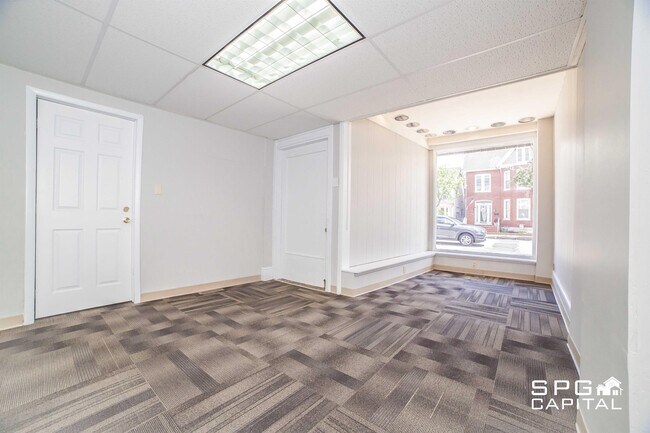 Foto del edificio - 225-237 E King St