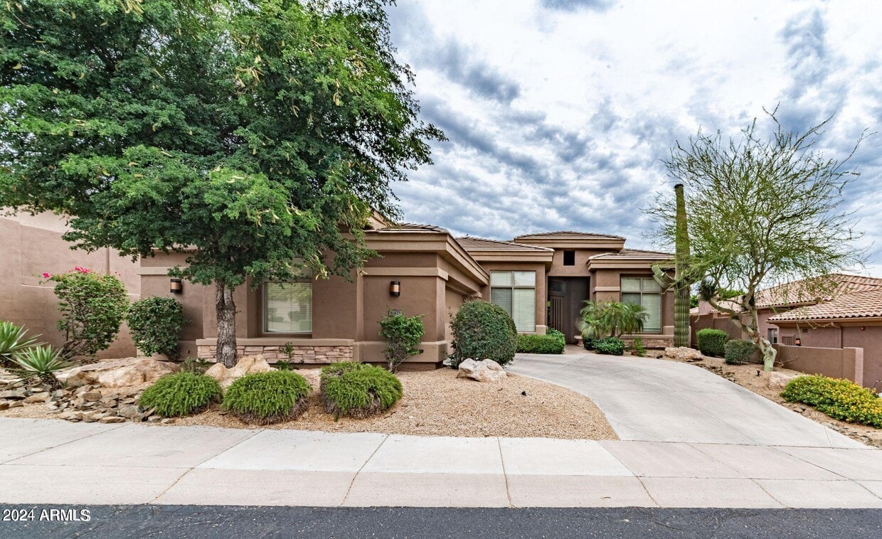 Primary Photo - 11473 E Blanche Dr