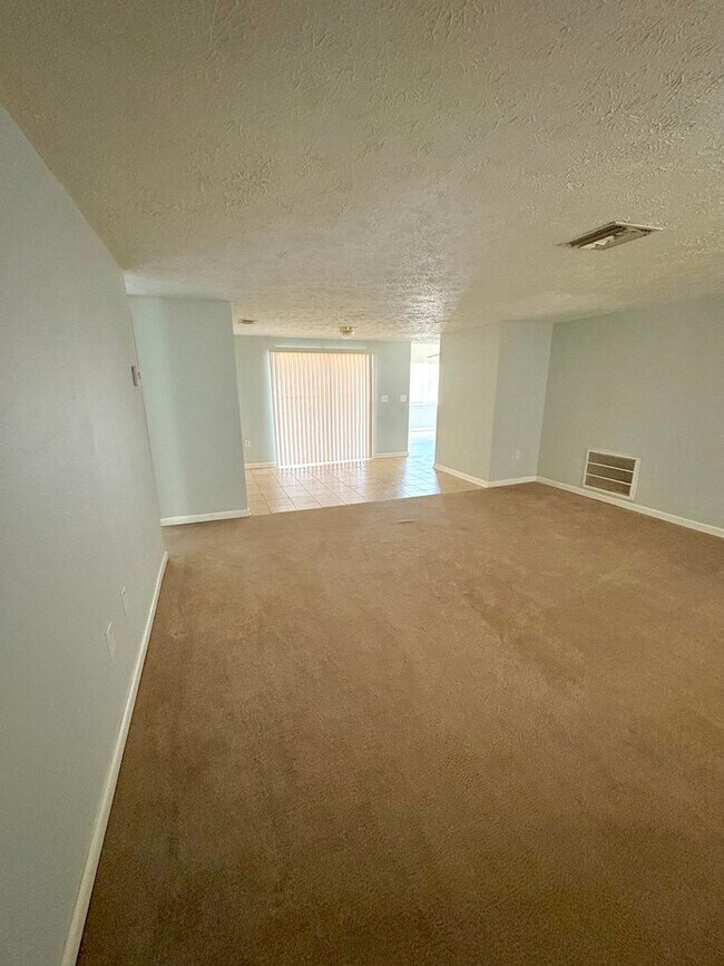 Foto del edificio - 7405 San Moritz Dr