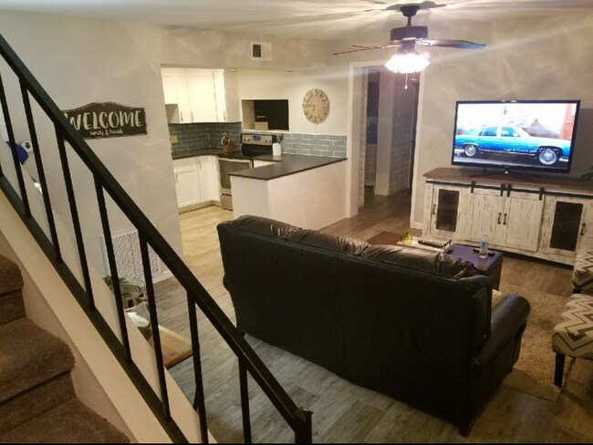 Foto del edificio - 1628 W Lindley Dr