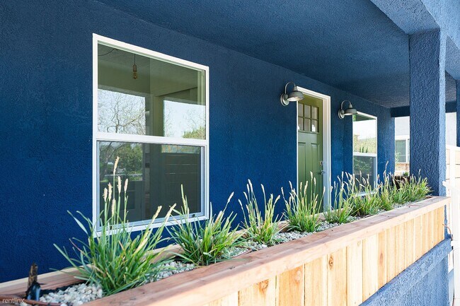 Foto del edificio - 3 br, 2 bath House - 2322 Alta Street
