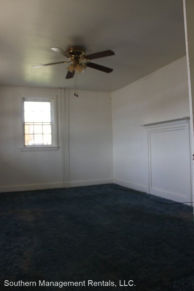 Building Photo - 4 br, 1 bath House - 2161 Seven Valleys Rd.