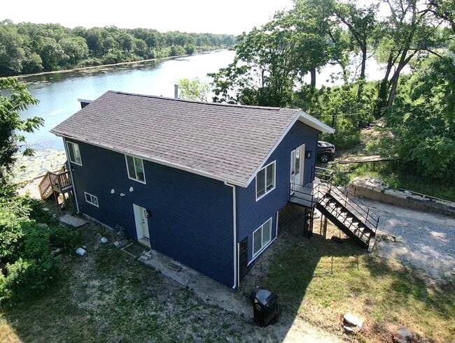 Building Photo - 5801 Juniper Ave