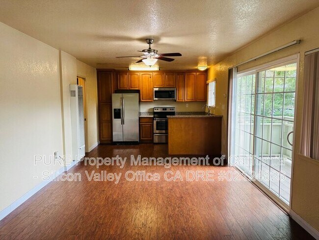 Foto del edificio - 4658 W Campbell Ave
