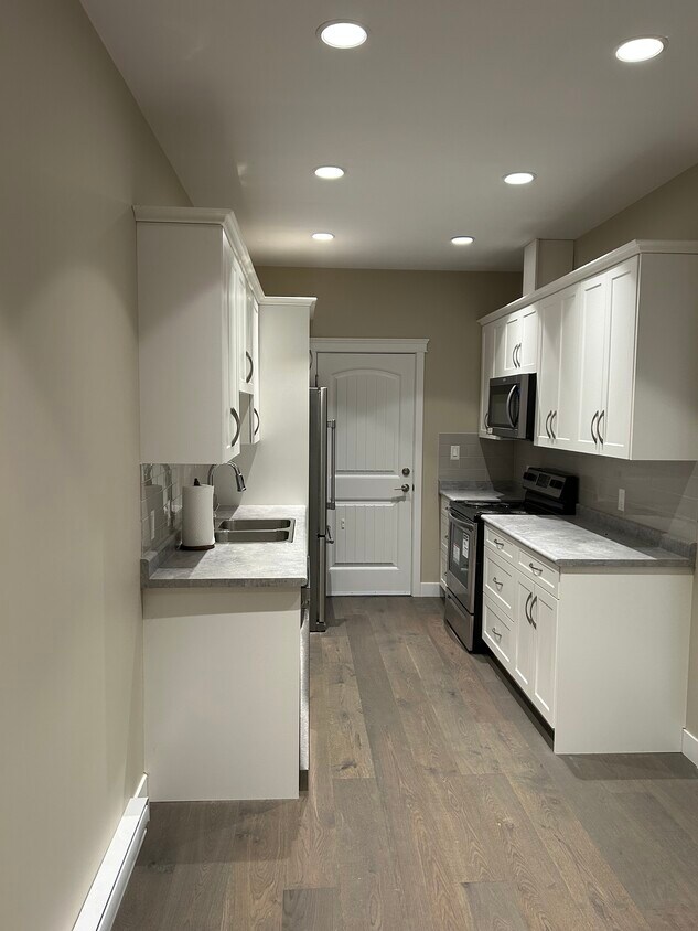 Photo principale - 687 Mill Bay Pl