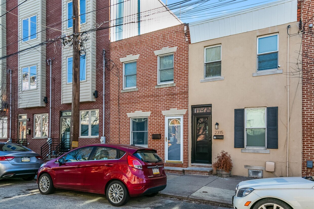 2317 E Thompson St, Philadelphia, PA 19125 House Rental in