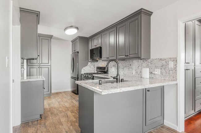 Foto del edificio - 4804 Rose Ave