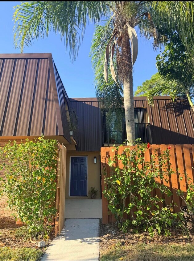 Foto principal - 5617 SE Windsong Ln