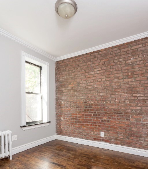 Building Photo - 234 Mott St