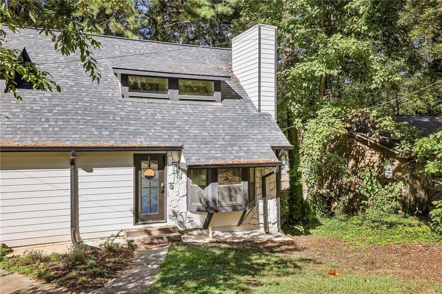Primary Photo - 2158 Wells Dr SE