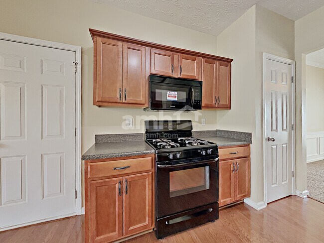Building Photo - 110 Plumeria St