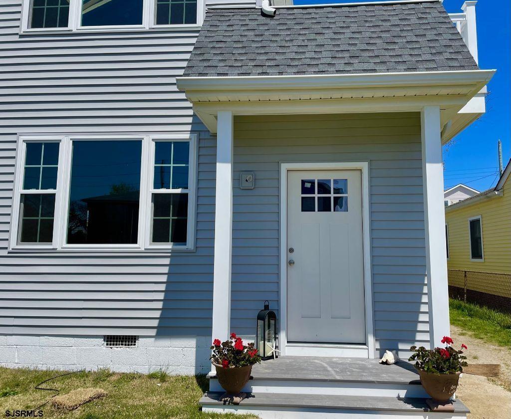 Foto principal - 241 37th St S