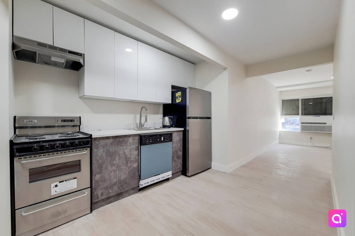 1079 Lafayette Ave Unit 101, Brooklyn, NY 11221 Room for Rent in