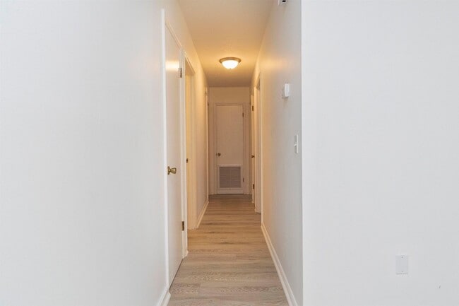 Building Photo - LOBELIA