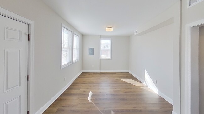 Foto del edificio - 3607 Fernhill Ave