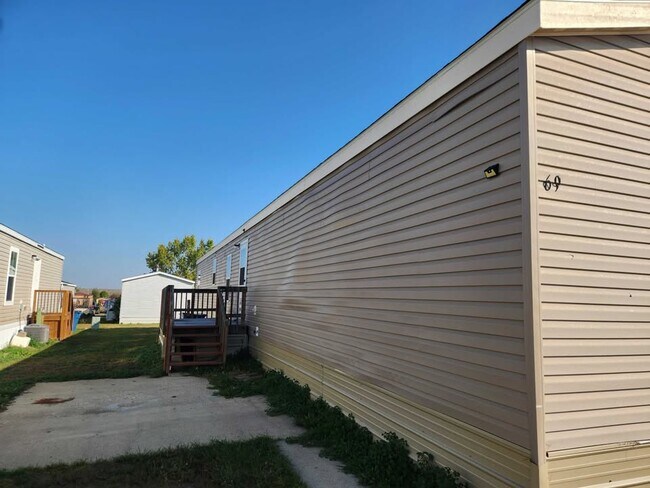 Foto del edificio - 3805 7th St NE