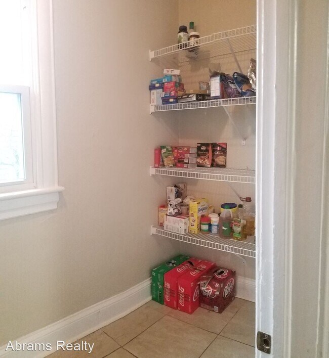 Foto del edificio - 4 br, 2.5 bath House - 1711 Montclair Ave