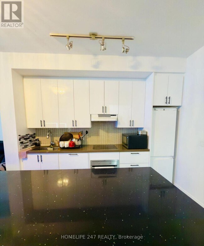 Photo du bâtiment - 59 Annie Craig Dr