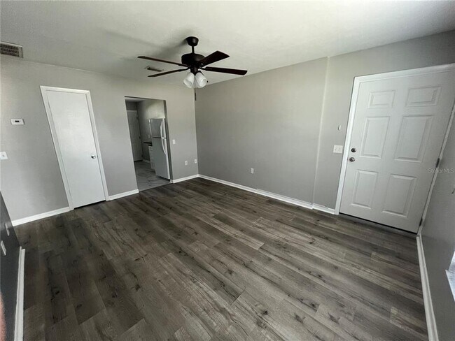 Building Photo - 6912 Mathers Ln