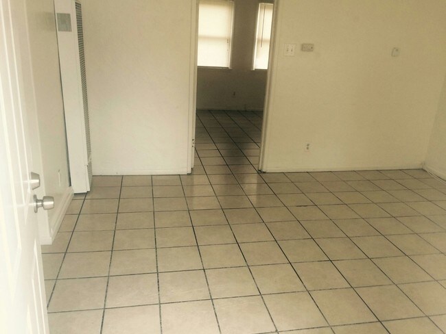 Building Photo - 25660 Base Line St