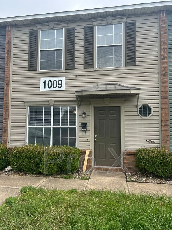 Foto del edificio - 1009 SE J St