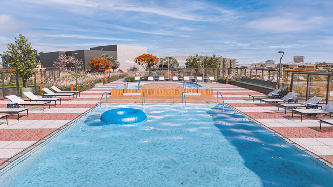 Piscina en la azotea y jacuzzi - Oliv Madison