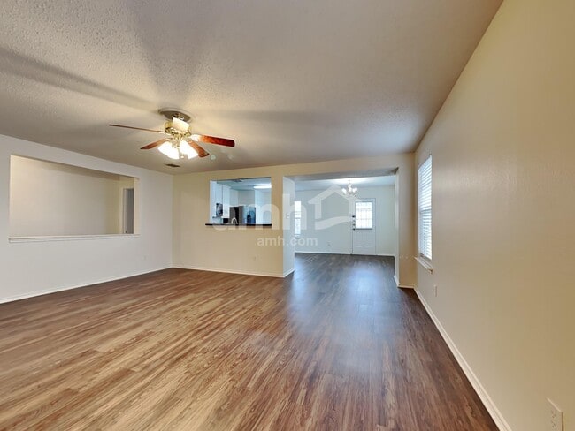 Building Photo - 13857 Sonterra Ranch Rd