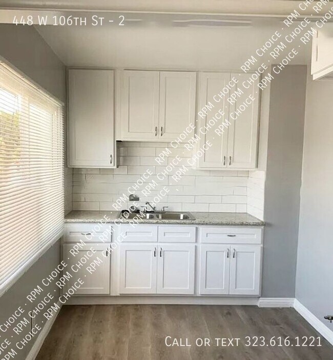 Building Photo - Quiet 1bd/1ba 2nd Floor Unit in small complex
