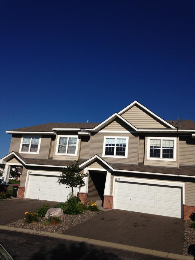 Building Photo - 8551 Gateway Cir