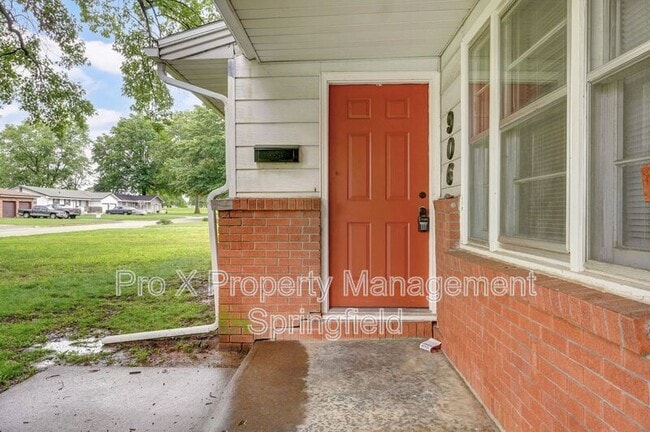 Foto del edificio - 906 N Belview Ave