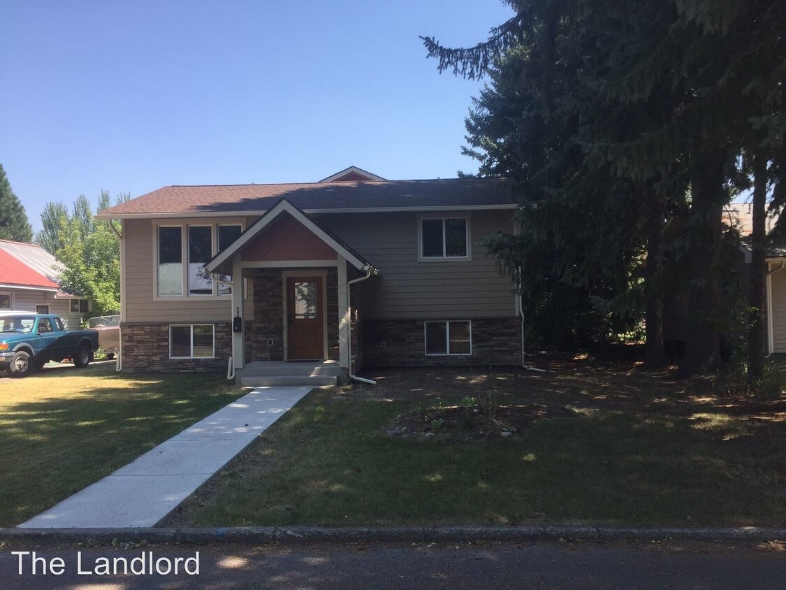 555 Park Ave, Whitefish, MT 59937 House Rental in Whitefish, MT