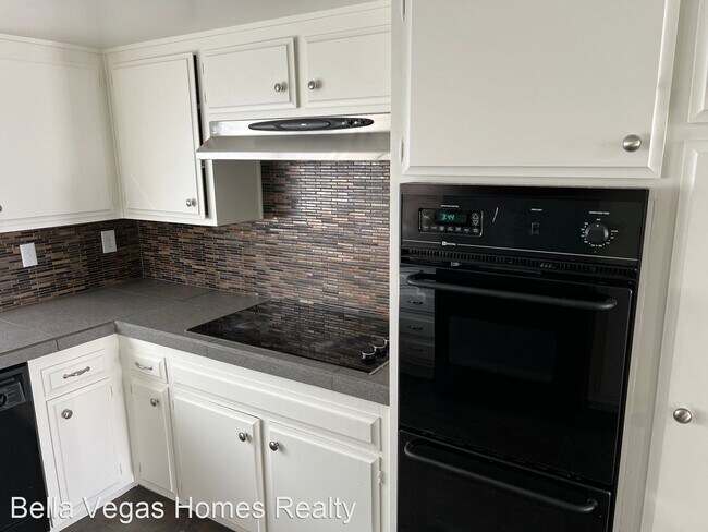 Building Photo - 4 br, 2 bath House - 1590 Sombrero Dr